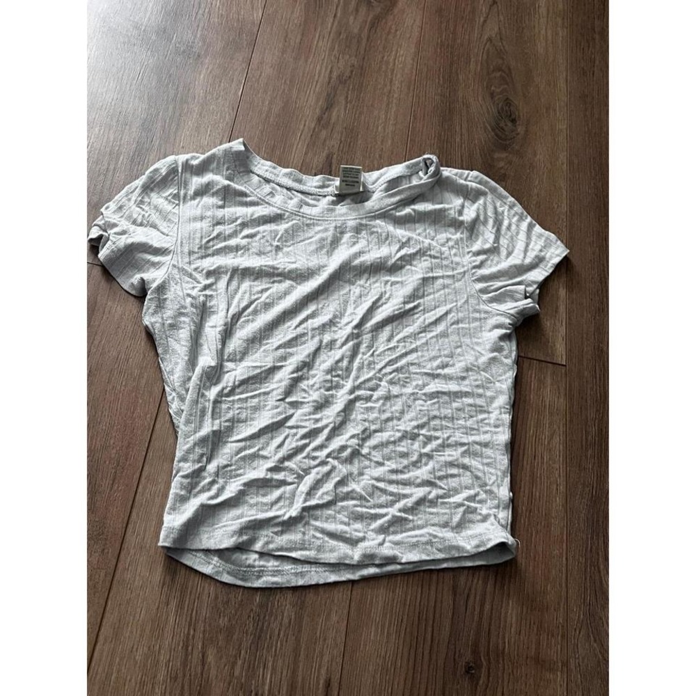 Top Size Small‎ - Picture 6 of 6